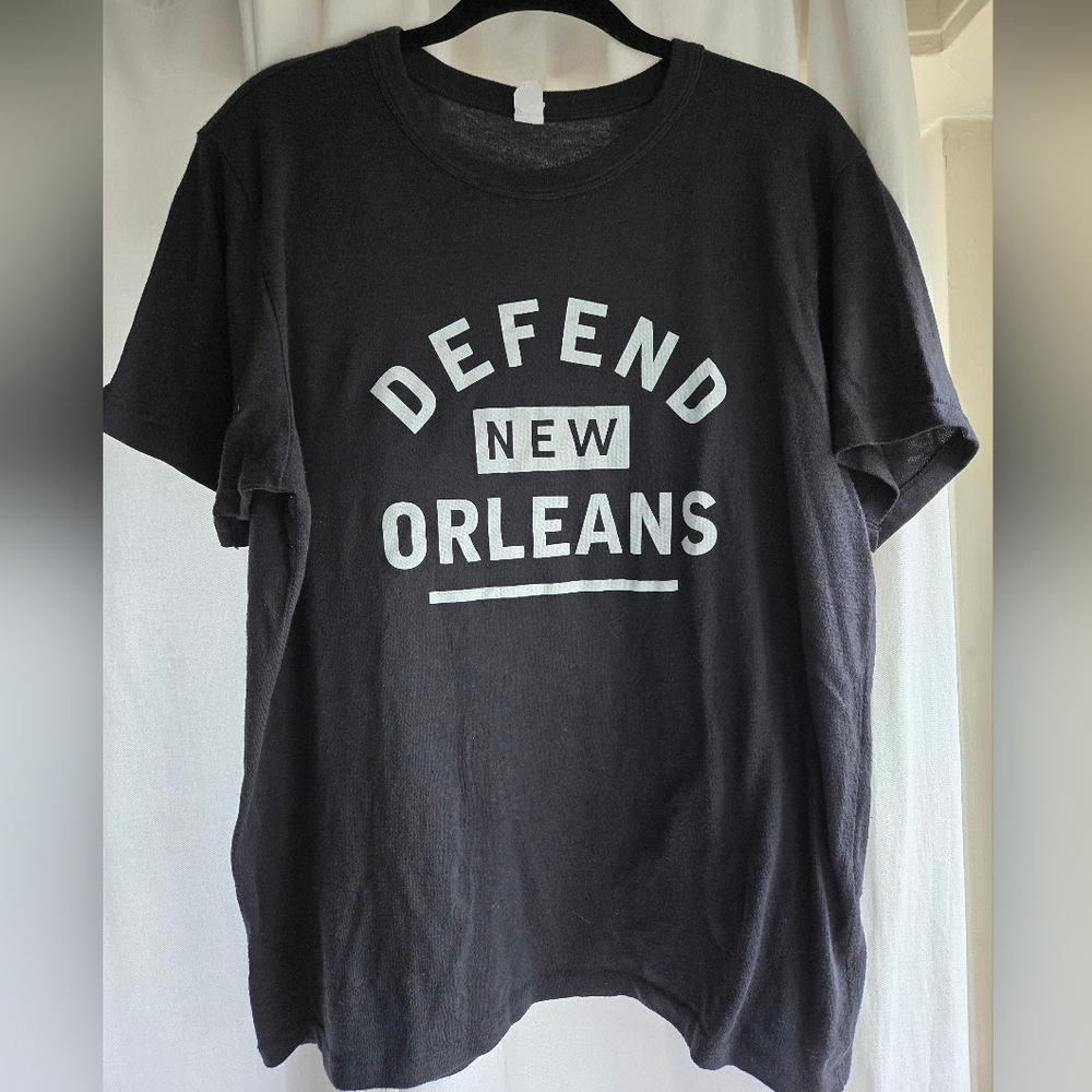 DNO Defend New Orleans Unisex Medium